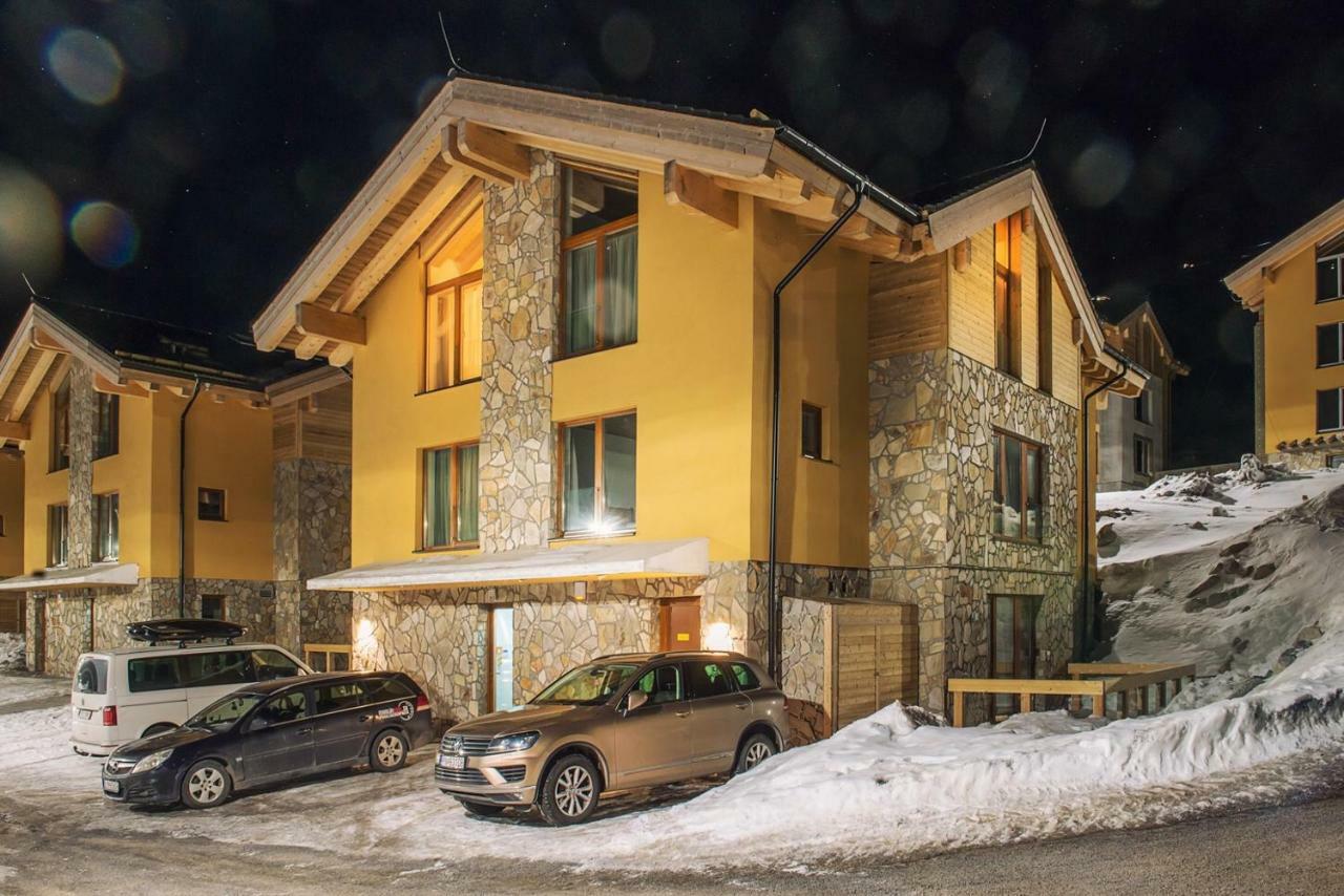 Apartment Sophie De Luxe 데마노브스카돌리나 외부 사진