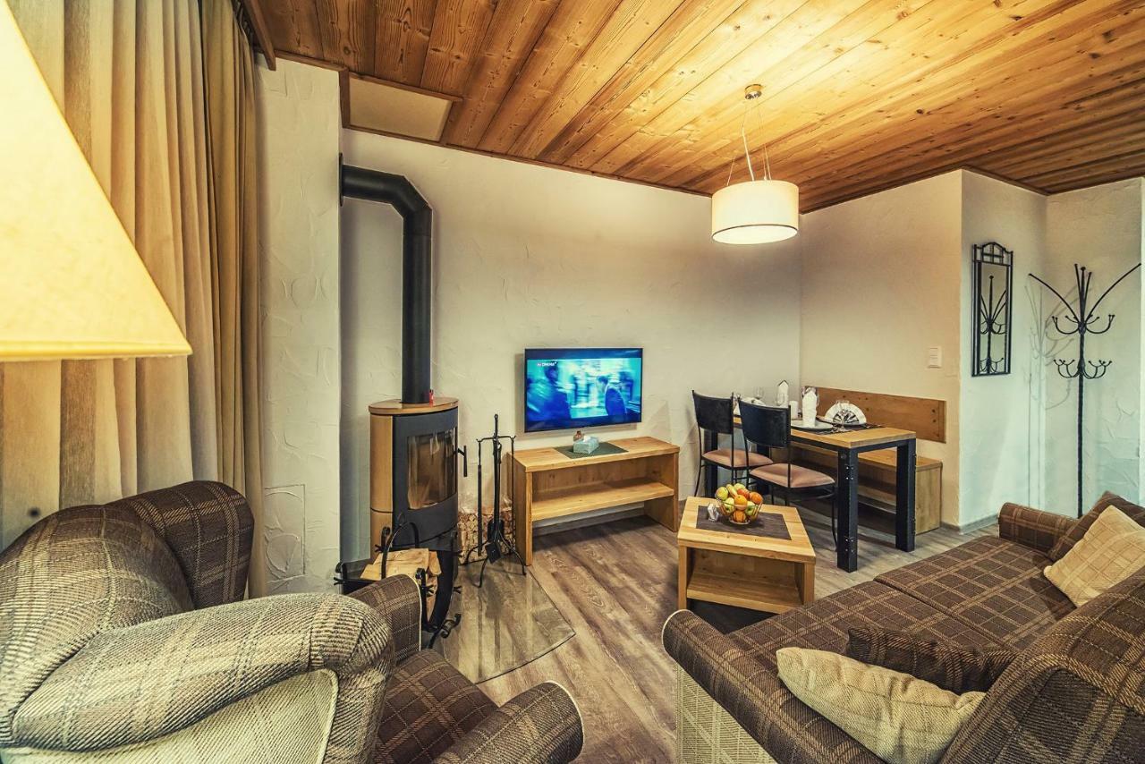Apartment Sophie De Luxe 데마노브스카돌리나 외부 사진